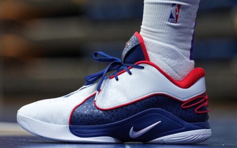 勒布朗·詹姆斯首次亮相Nike LeBron 22“USA”PE版本